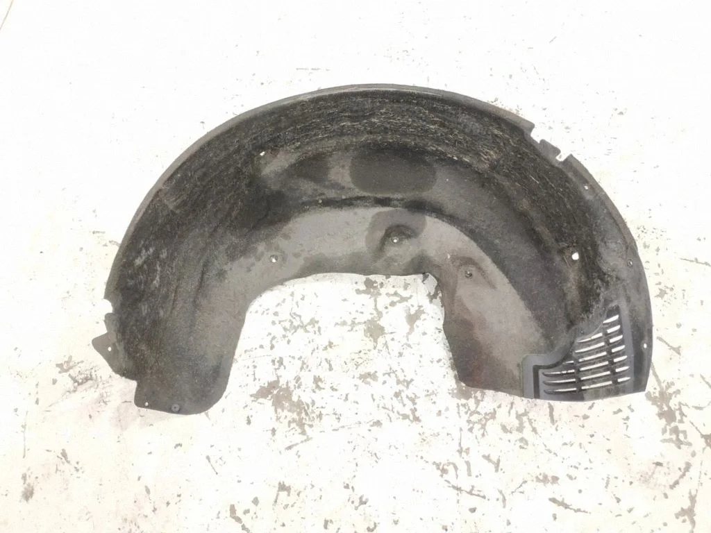 Rear arch fender liner splash guards – rear left