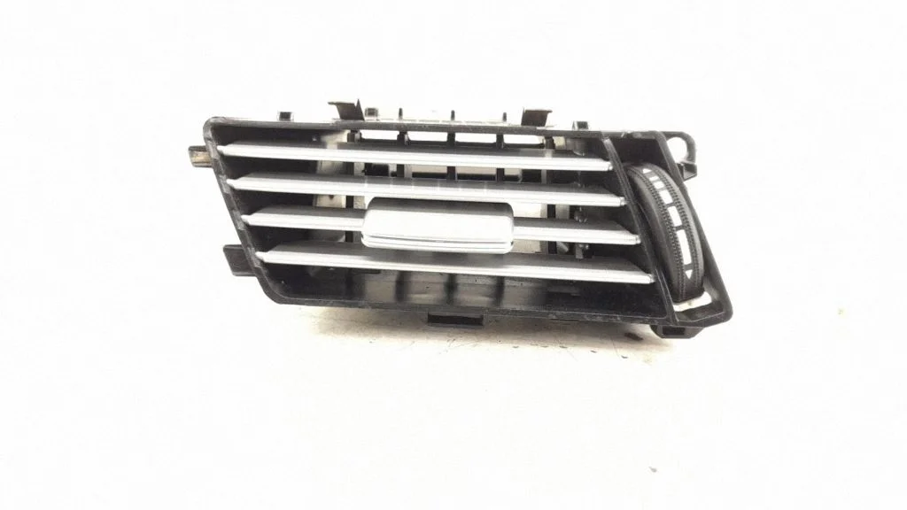 Dashboard side air vent grill/cover trim – front left