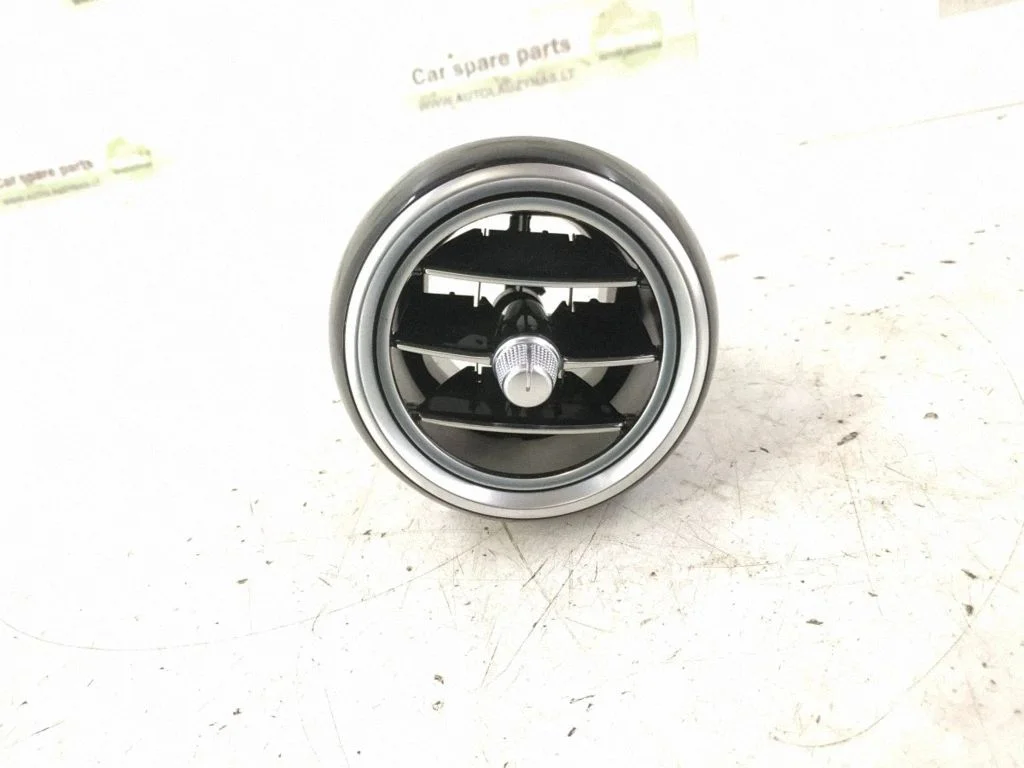 Armatuurlaua külje õhutusresti kate – Mercedes-Benz GLC-klass C253 (2016-)