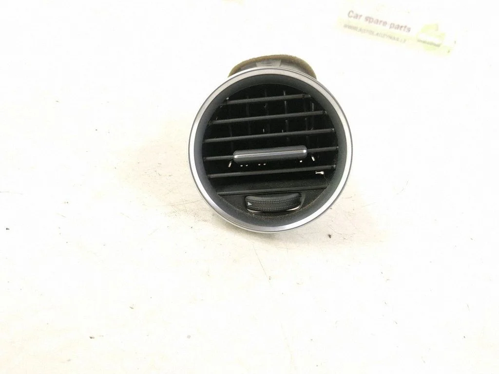 Dashboard side air vent grill/cover trim – front left