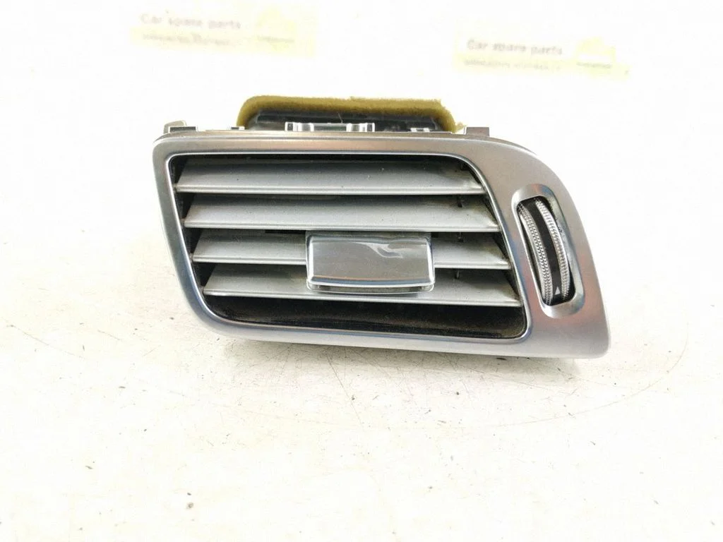 Dashboard side air vent grill/cover trim – front left
