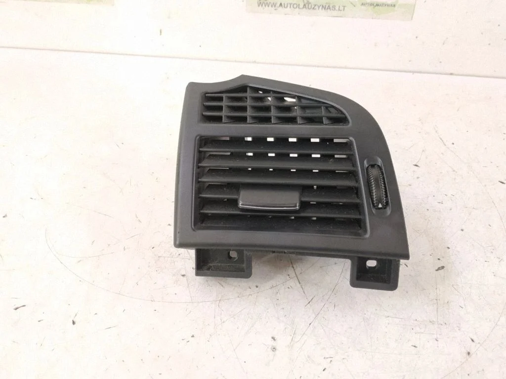 Dashboard side air vent grill/cover trim – Mercedes-Benz S-Class W221 (2005-2013)