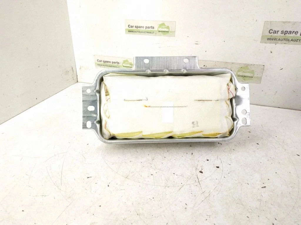 Passenger airbag