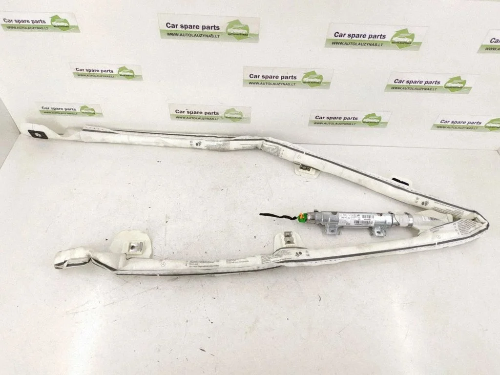 Roof airbag – left