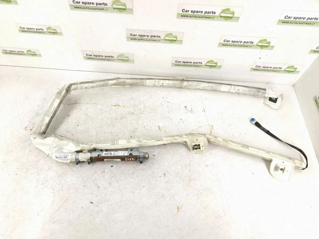 Roof airbag – left