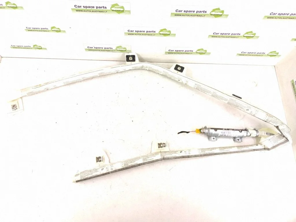 Roof airbag – left