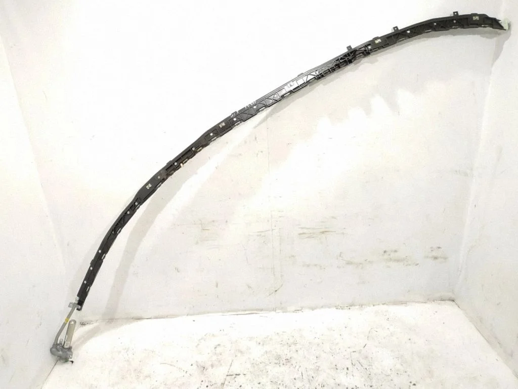 Roof airbag – left