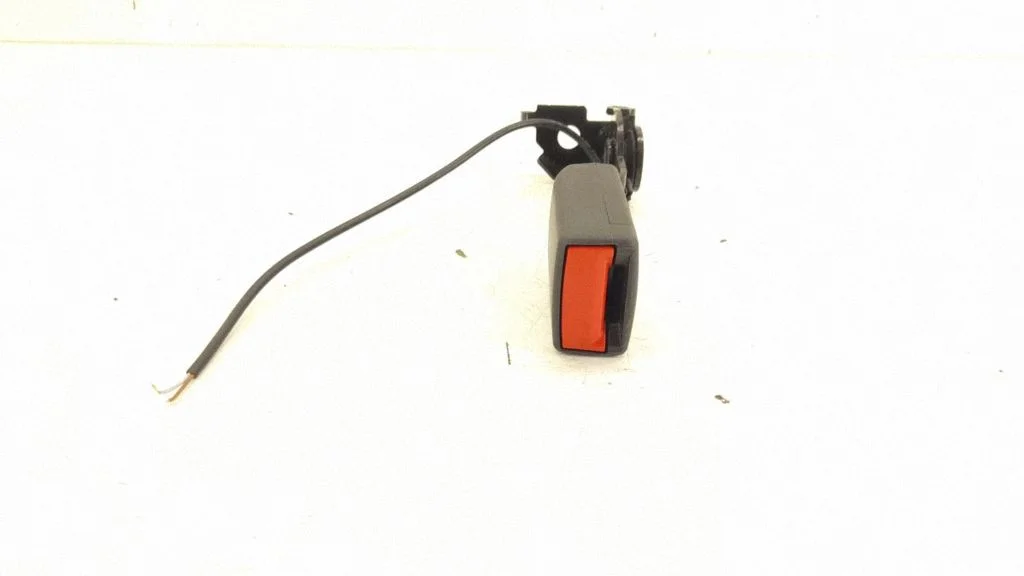 Rear seatbelt buckle – rear left