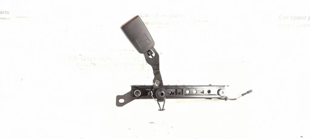 Rear seatbelt buckle – rear left