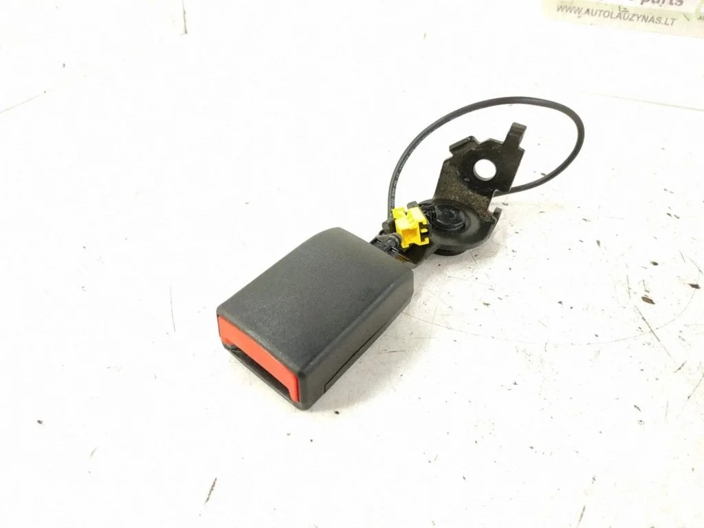 Rear seatbelt buckle – rear left