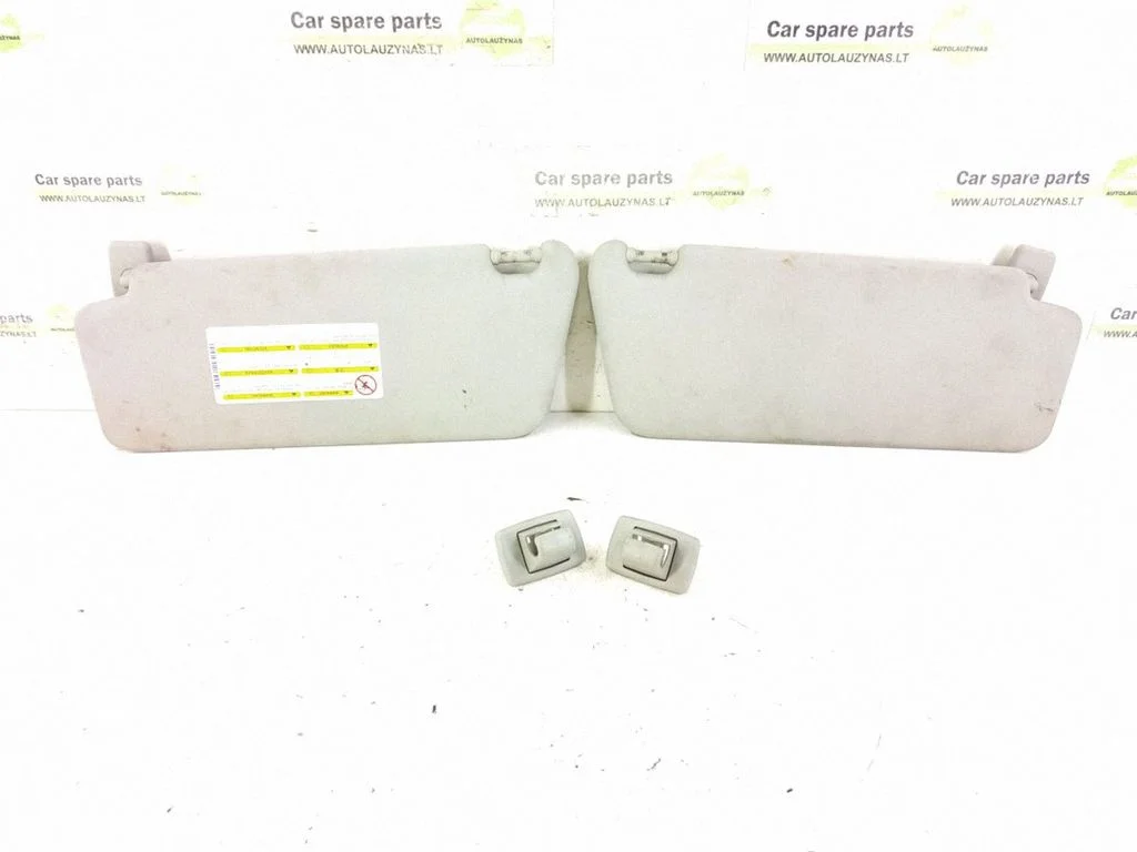 Sun visor – right