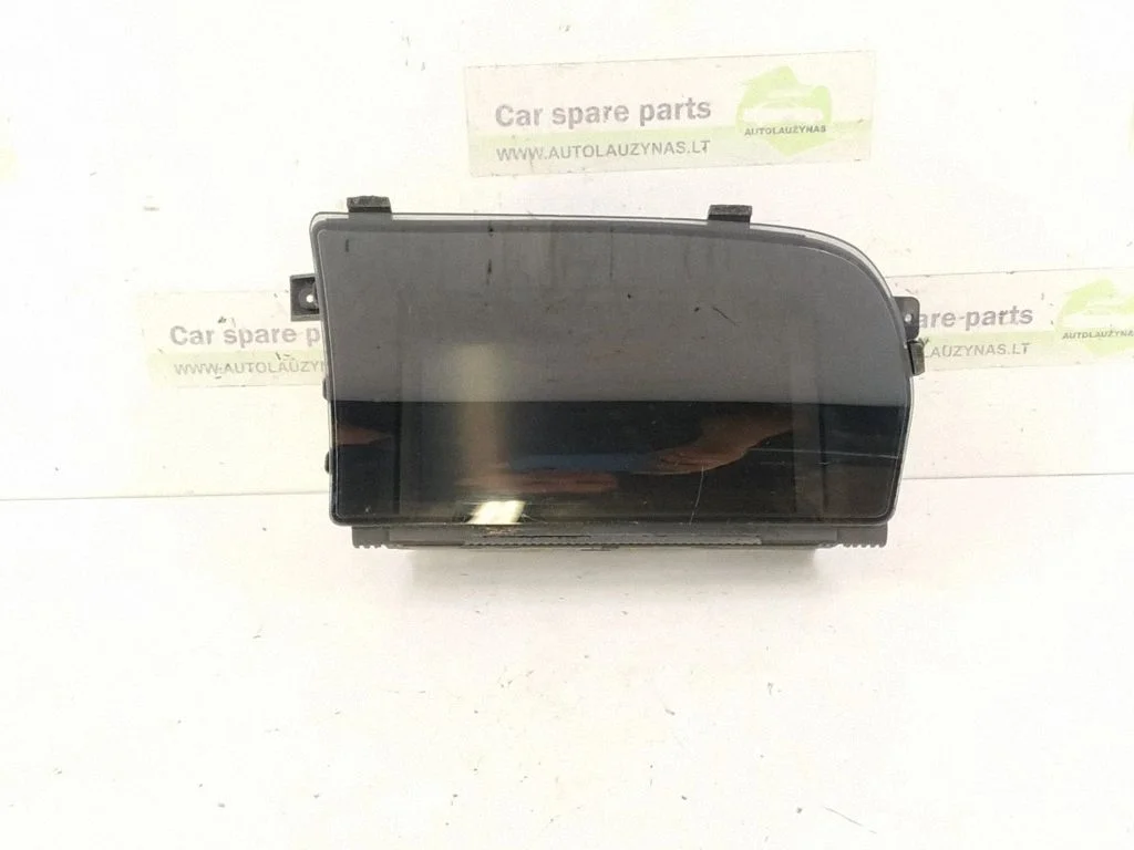 Ekraan / kuvar / väike ekraan – Mercedes-Benz S-klass W221 (2005-2013)