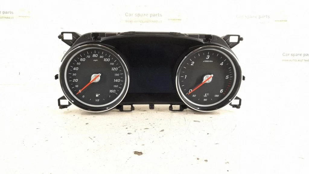 Speedometer (instrument cluster)