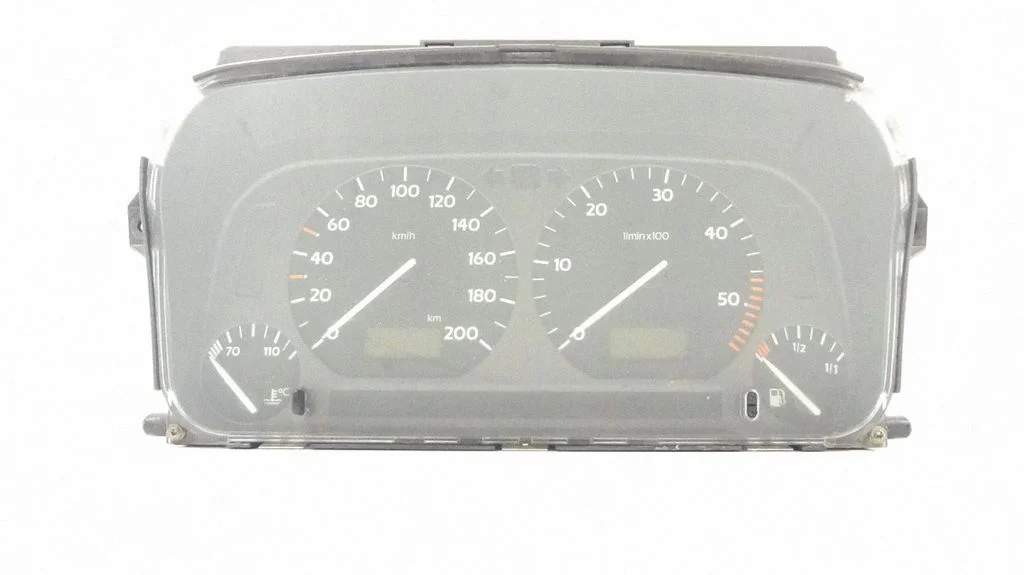Speedometer (instrument cluster)
