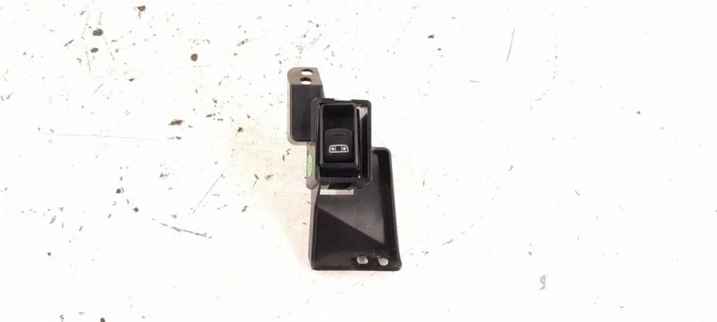 Electric window control switch – rear right