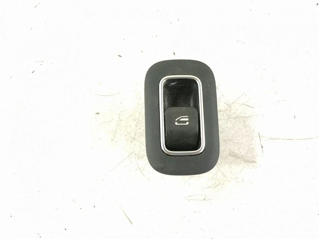 Electric window control switch – Mercedes-Benz A-Class W177 AMG (2018-)