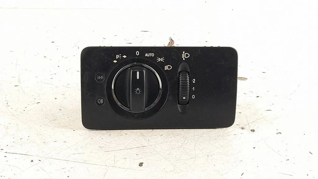 Light switch