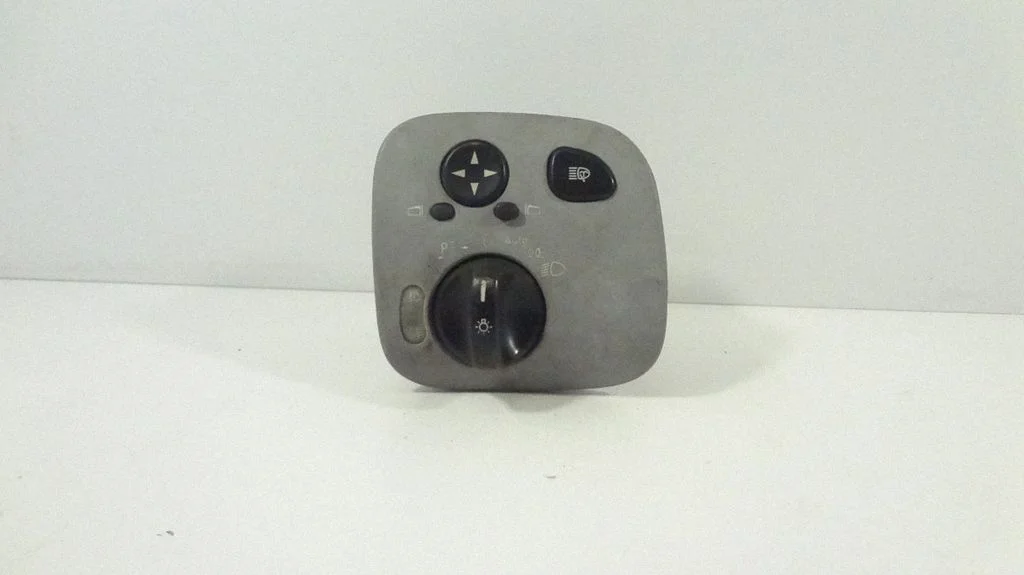 Light switch