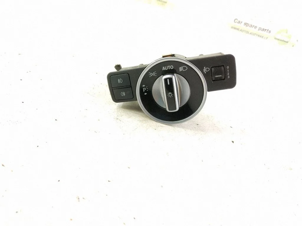 Light switch