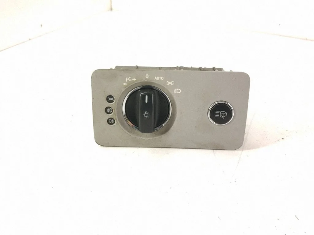 Light switch