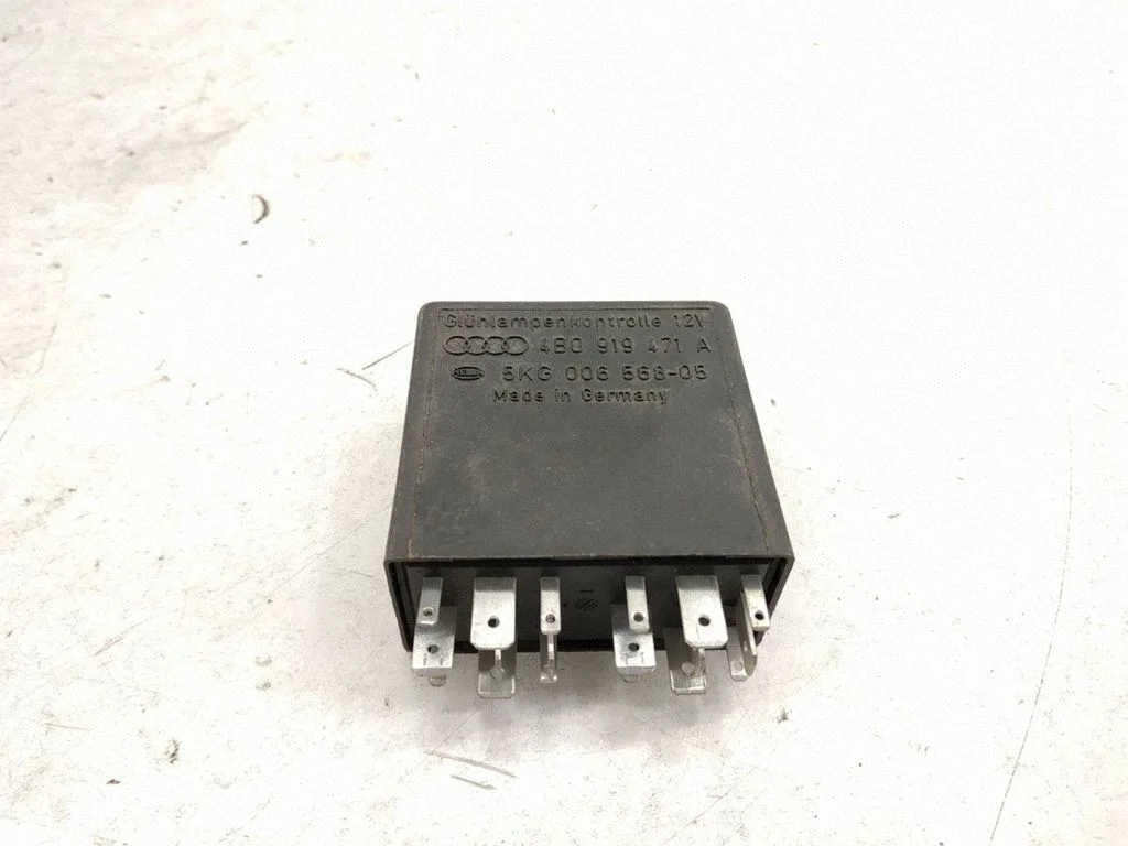 Cruise control relay – Audi A6 Allroad C5 (1999-2005)