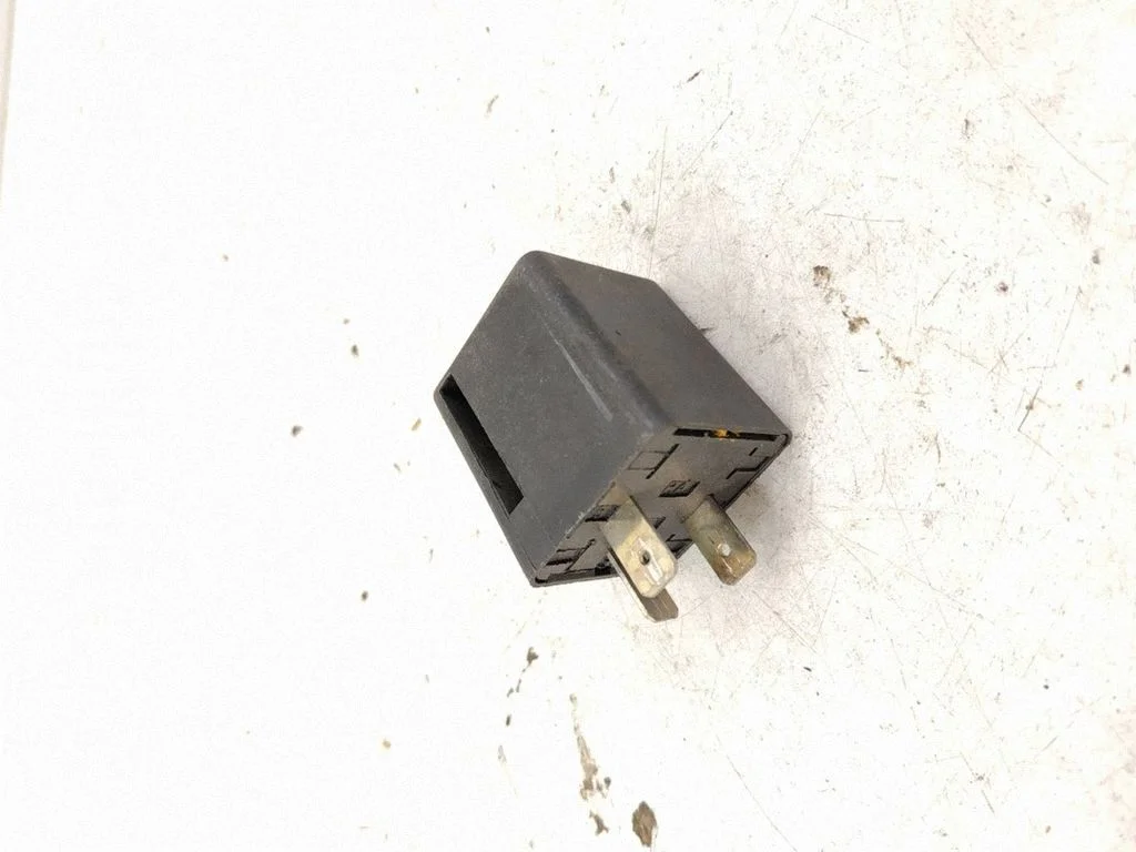 Cruise control relay