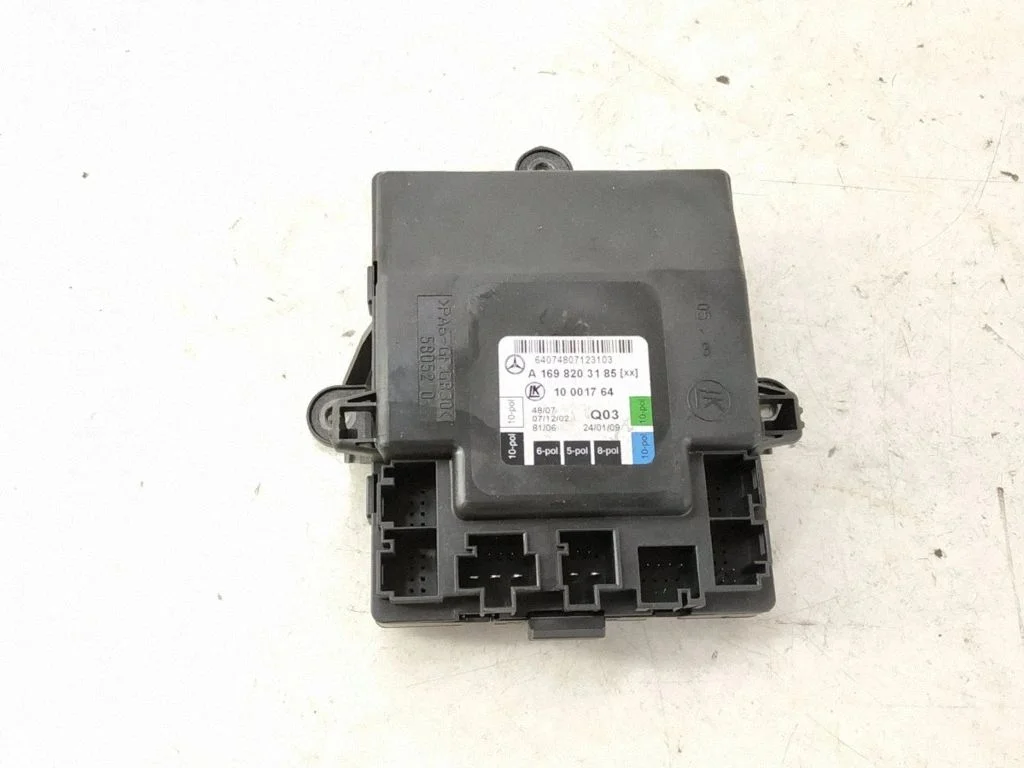 Door control unit/module – rear left