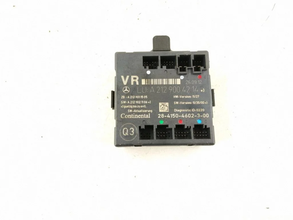 Durvju elektronikas vadības bloks – priekšējā labā