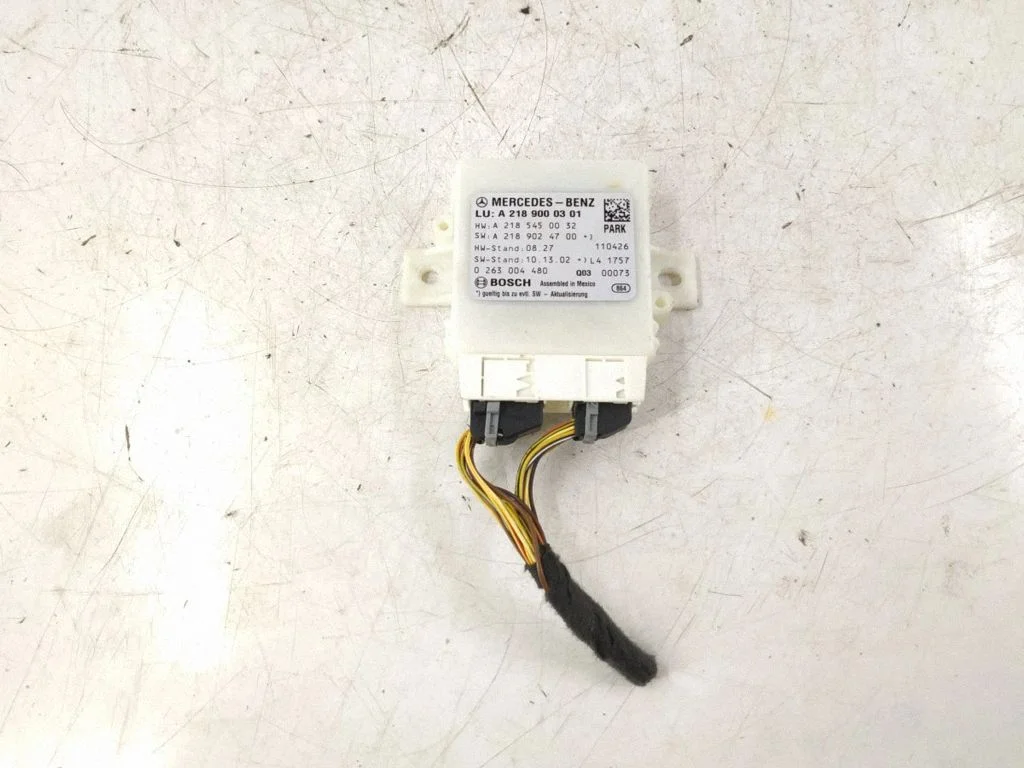 Parkošanās (PDC) sensoru vadības bloks – Mercedes-Benz CLS klase C218 X218 (2011-2017)