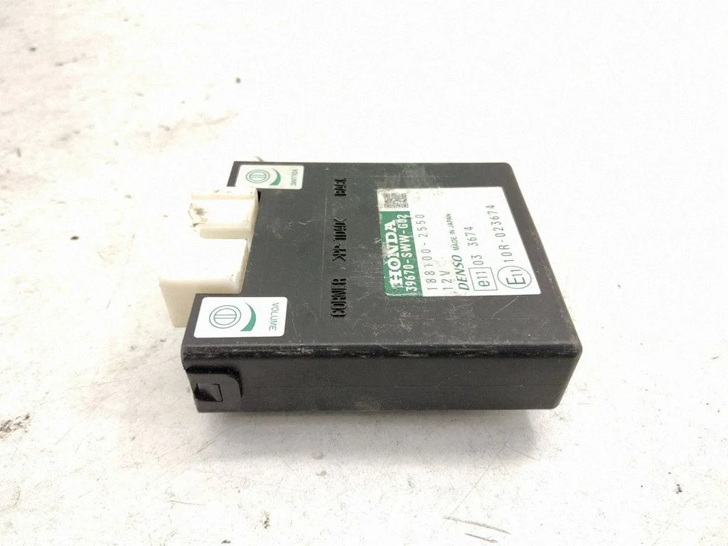 Parkimisandurite (PDC) juhtplokk – Honda CR-V (2007-2012)