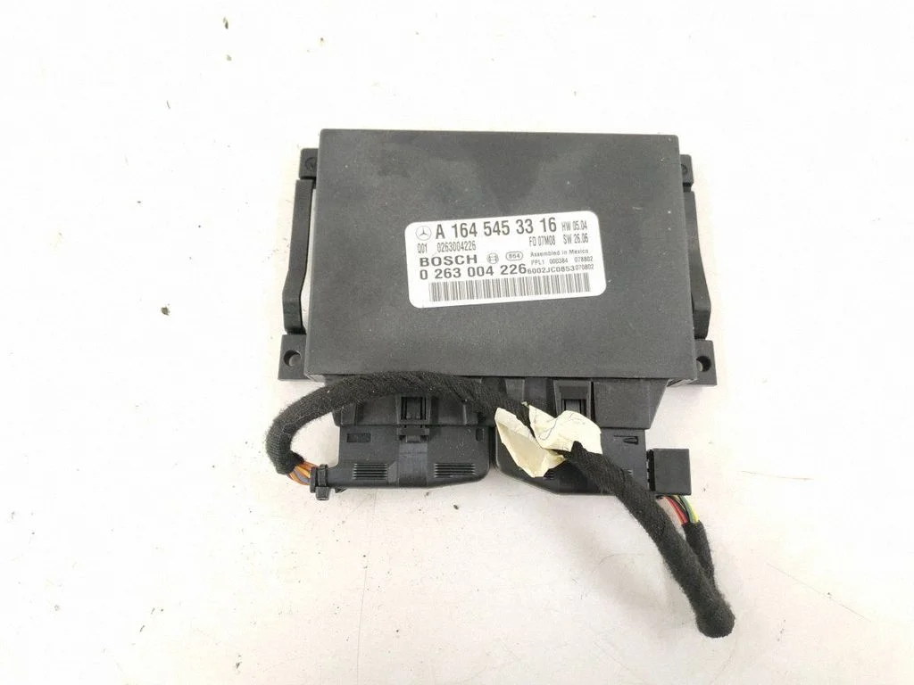 Parking PDC control unit/module – Mercedes-Benz R-Class W251 (2005-2013)