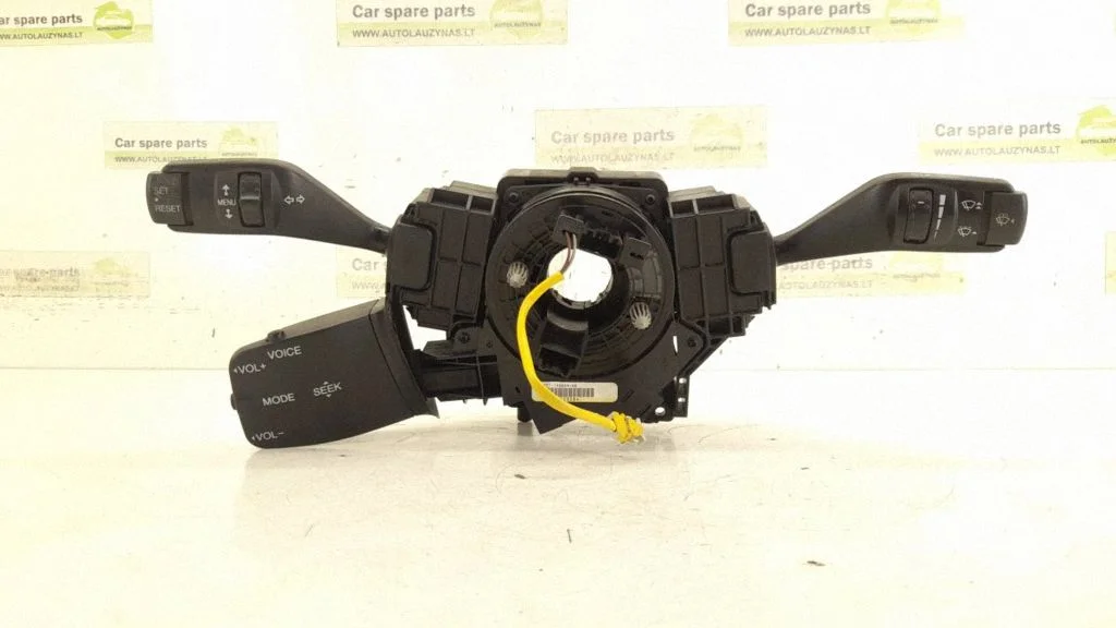 Wiper turn signal indicator stalk/switch
