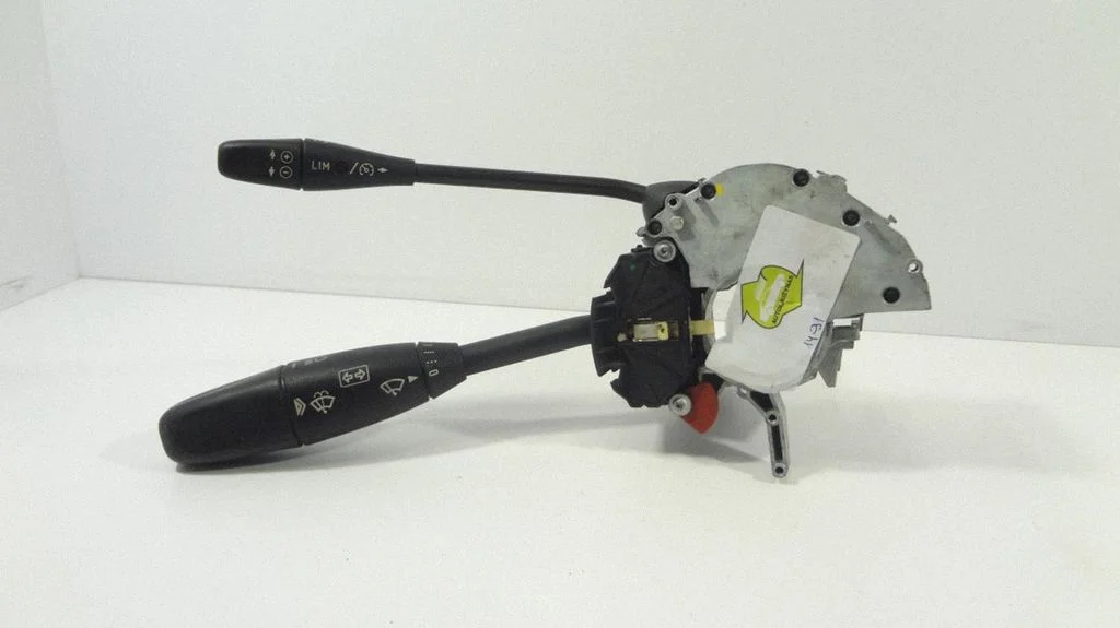 Wiper turn signal indicator stalk/switch – Mercedes-Benz CLS-Class C219 (2003-2011)