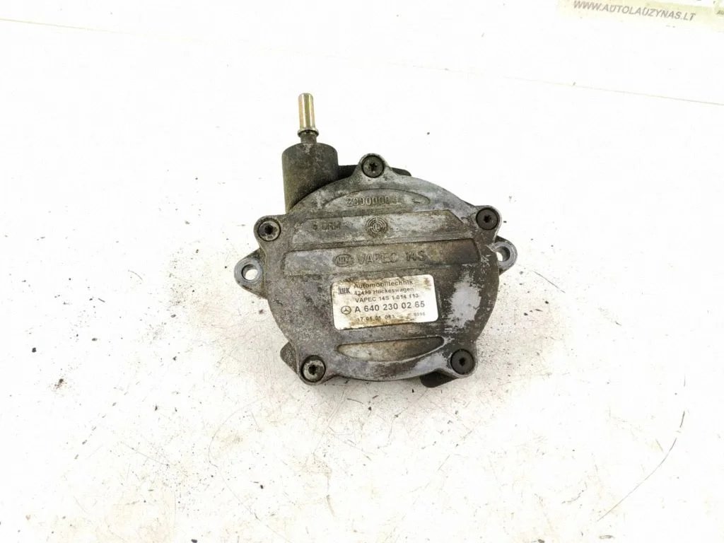 Vacuum pump