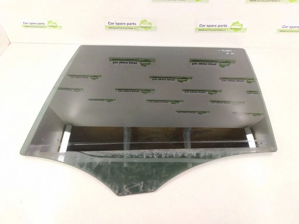 Rear door window glass – Mercedes-Benz GL-Class X164 (2006-2012)