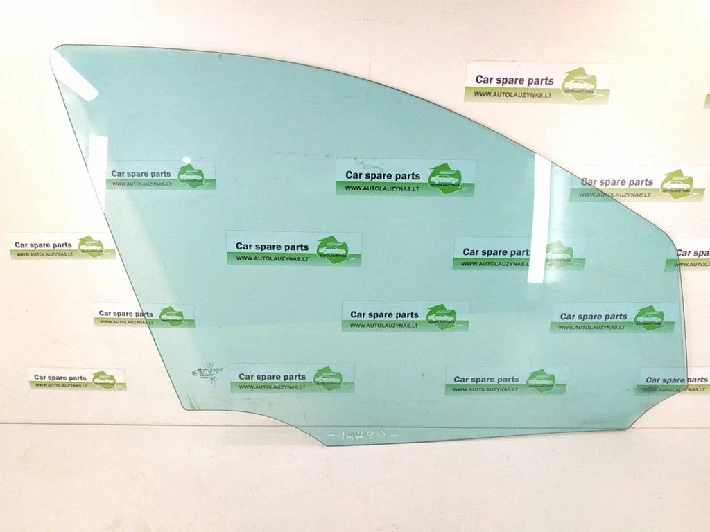 Front door window glass four-door 1647251210