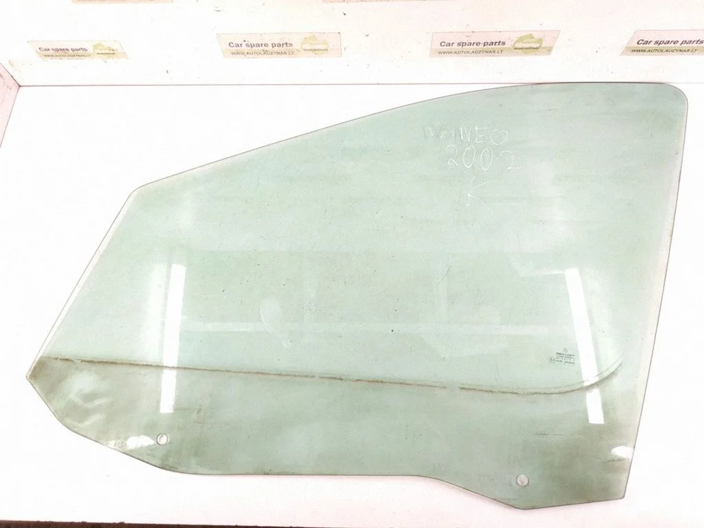 Front door window glass four-door 4147250010