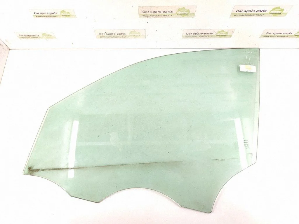 Front door window glass four-door 1667200020