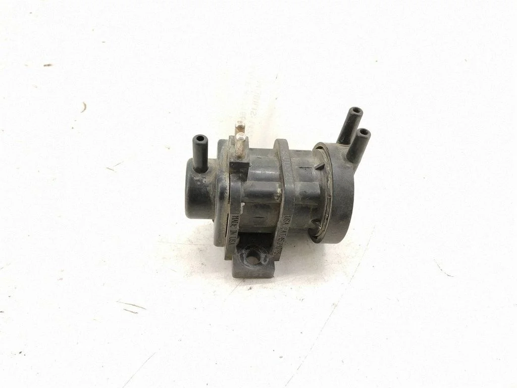 Sensor