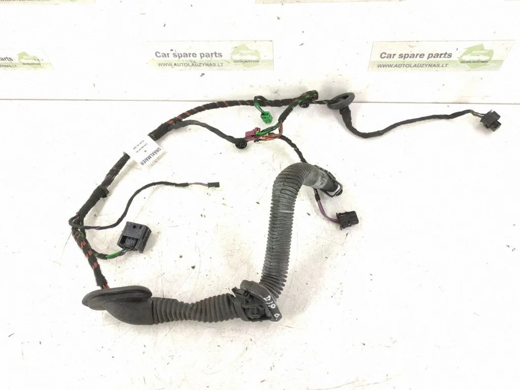 Esiukse juhtmestik – Mercedes-Benz CLS-klass C218 X218 (2011-2017)