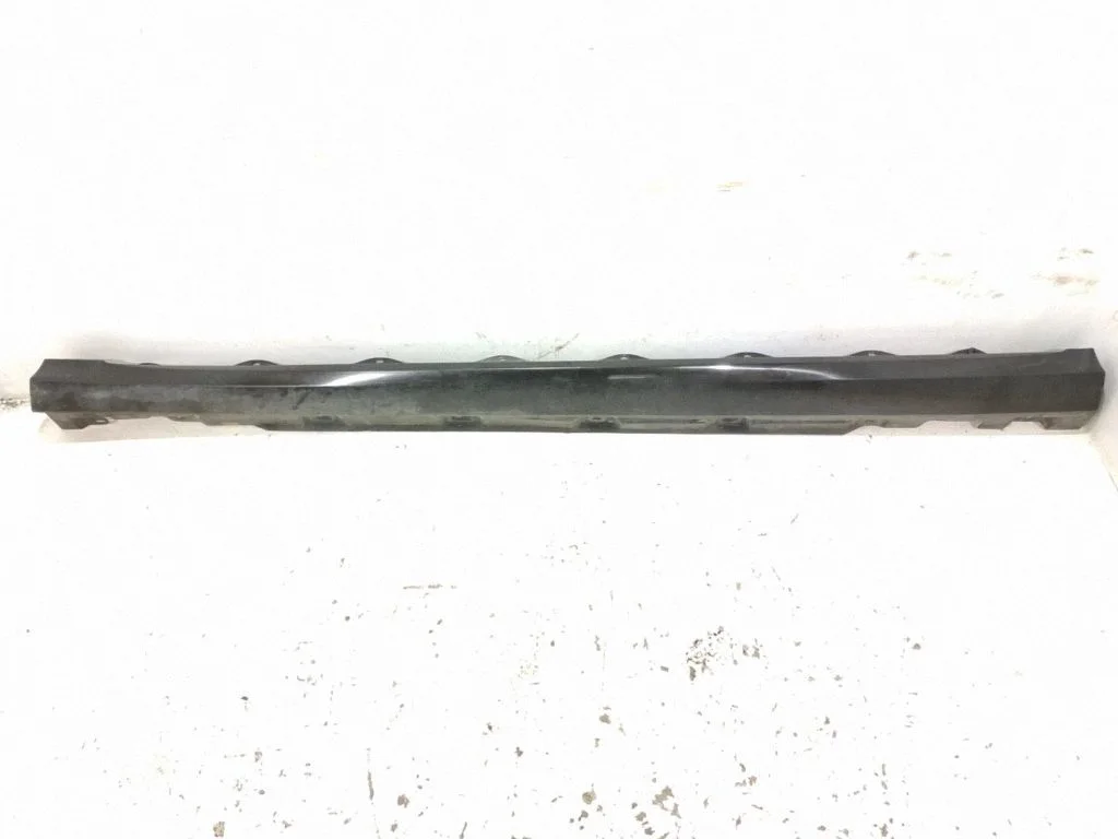 Sill – left