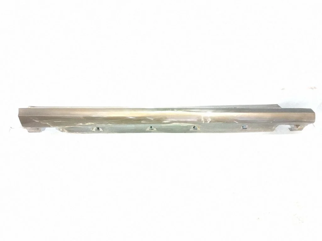 Sill – right