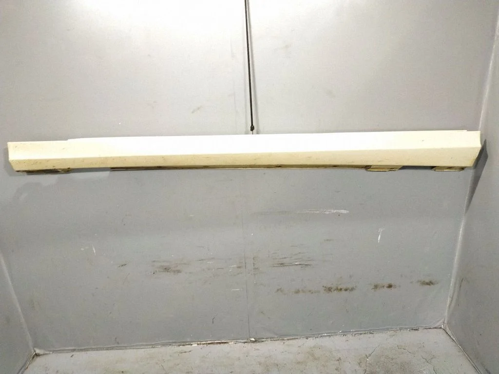 Sill – left