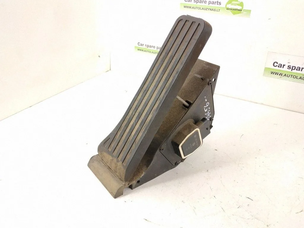 Accelerator throttle pedal DALISID3106