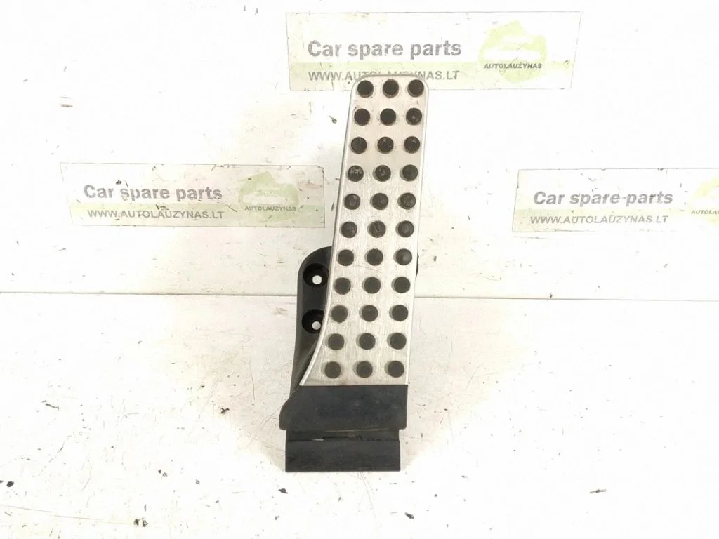 Accelerator throttle pedal – Mercedes-Benz S-Class C217 (2015-2020)