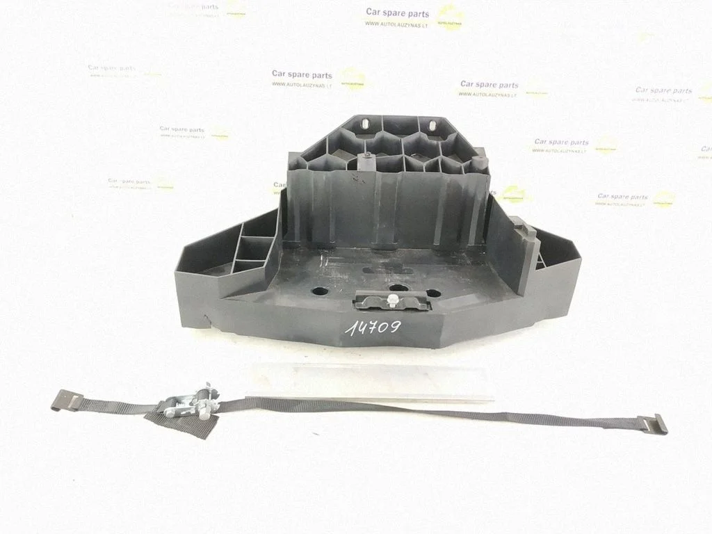 Battery tray – Mercedes-Benz E-Class W212 (2009-2016)