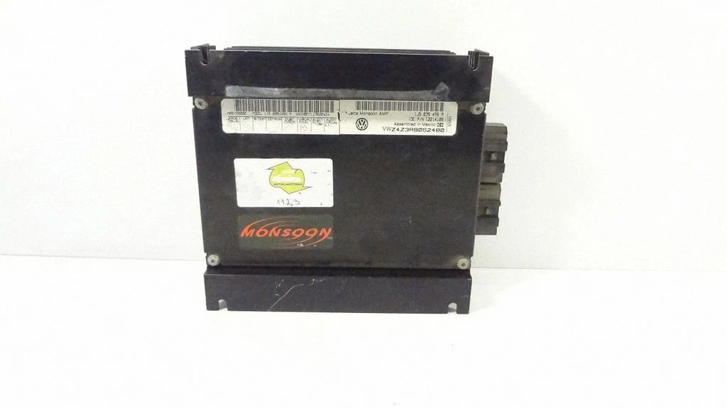 Skaņas pastiprinātājs 1J5035456A
