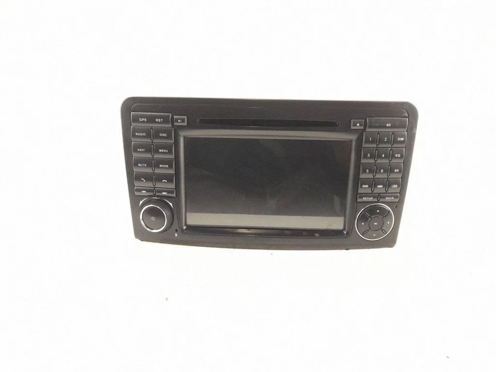 Raadio / CD/DVD-mängija / navigatsioon – Mercedes-Benz ML-klass W164 (2005-2011)