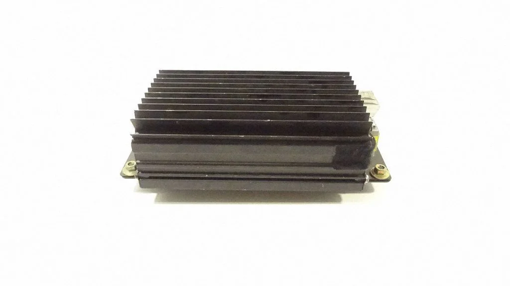 Wzmacniacz audio – Mercedes-Benz Klasa E W210 (1995-2002)