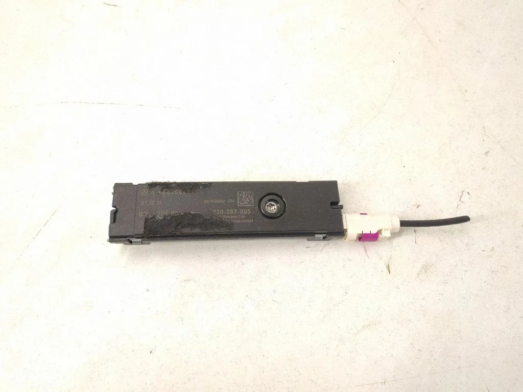 Aerial antenna amplifier – Mercedes-Benz B-Class W246 W242 (2011-2017)